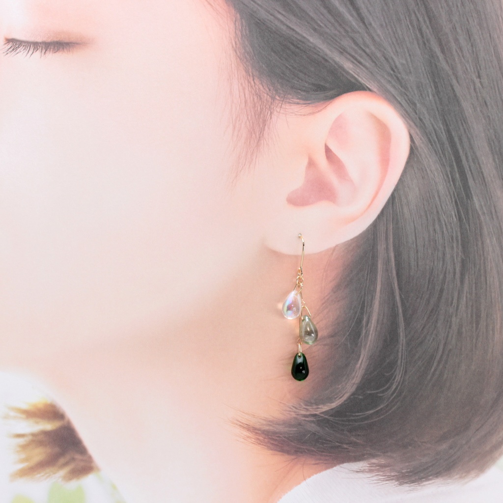 グラデーションドロップ~GREEN~(747) ピアス/イヤリング/ノンホールピアス/樹脂ピアス