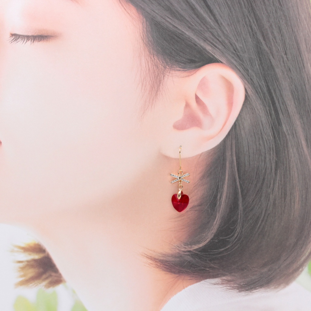 リボンとハート(778) ピアス/イヤリング/ノンホールピアス/樹脂ピアス