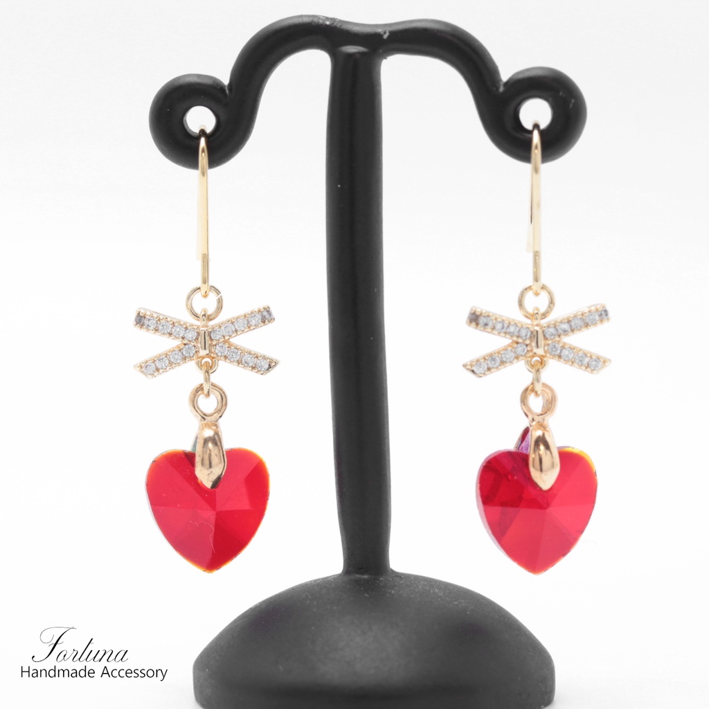 リボンとハート(778) ピアス/イヤリング/ノンホールピアス/樹脂ピアス