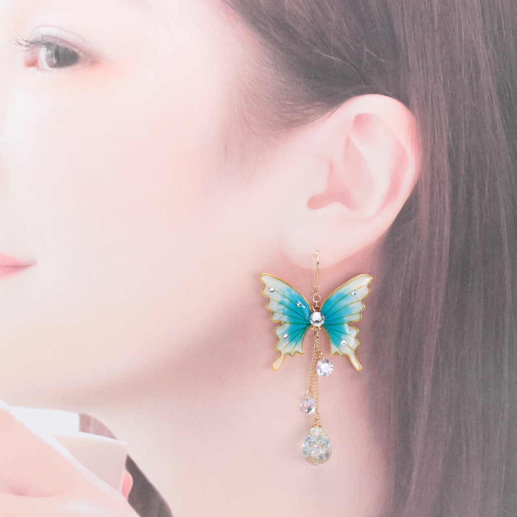 胡蝶~Sky Blue~(c6) ピアス/イヤリング/ノンホールピアス/樹脂ピアス