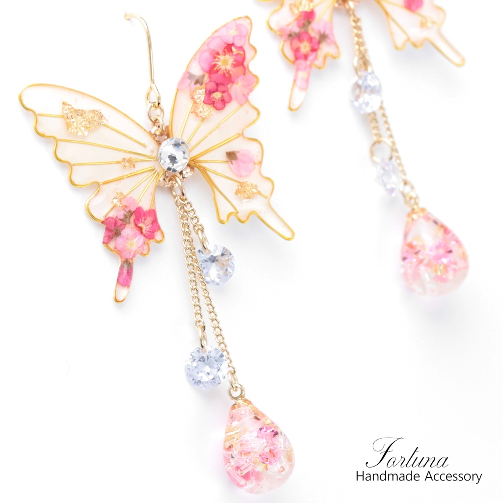 胡蝶~Plum Blossom~(c15) ピアス/イヤリング/ノンホールピアス/樹脂ピアス