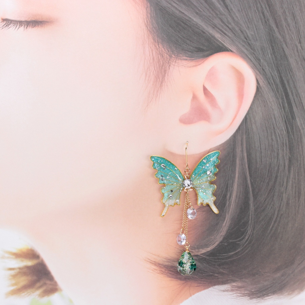 胡蝶~Green Gradation~(c18) ピアス/イヤリング/ノンホールピアス/樹脂ピアス