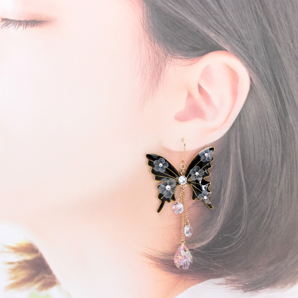 胡蝶~White Flower~(c22) ピアス/イヤリング/ノンホールピアス/樹脂ピアス