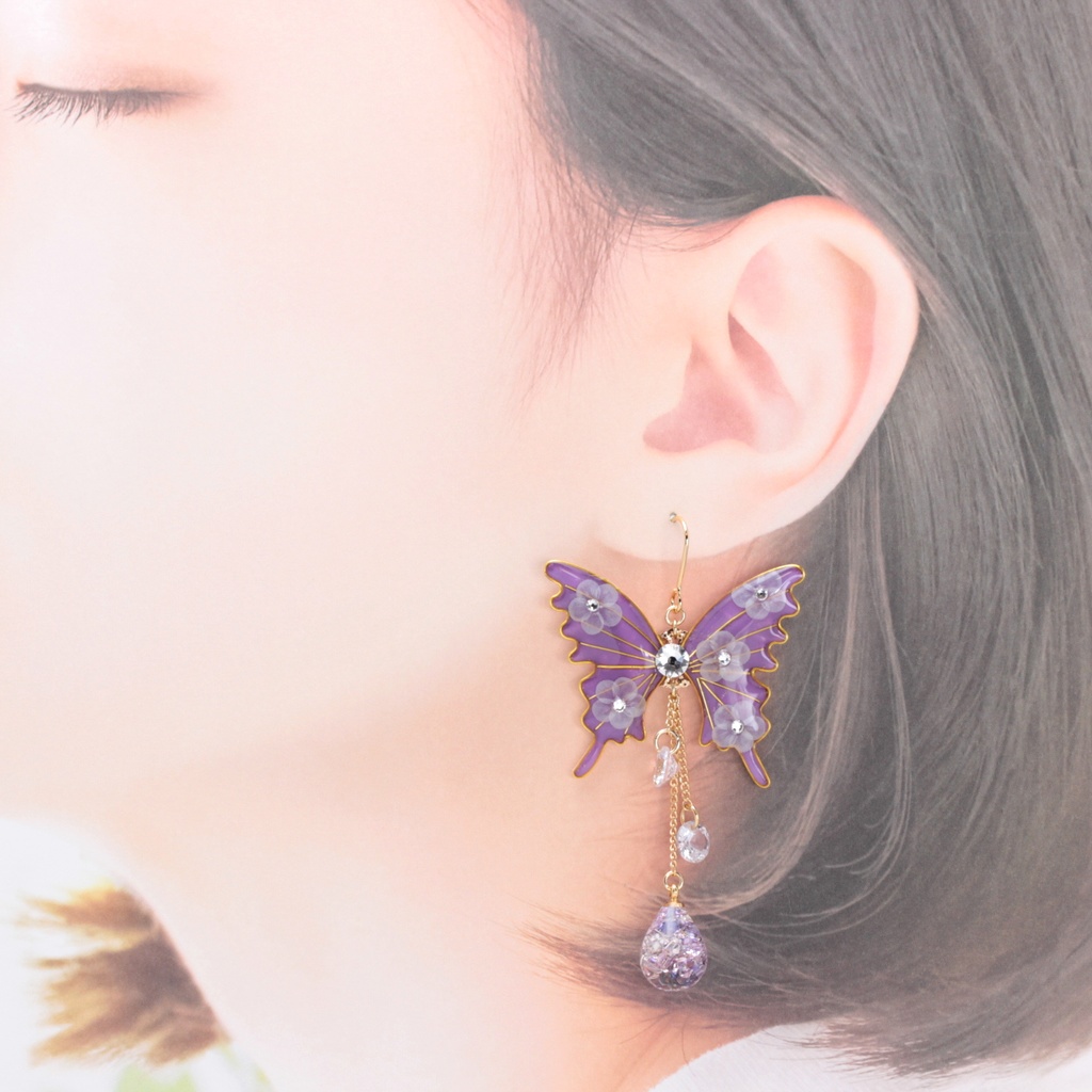 胡蝶~White Flower 2~(c41) ピアス/イヤリング/ノンホールピアス/樹脂ピアス