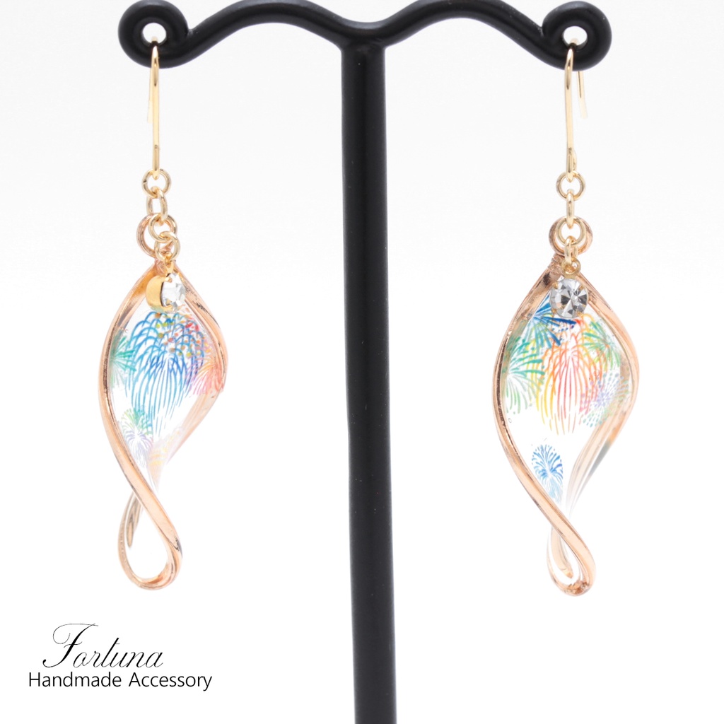 打ち上げ花火(811) ピアス/イヤリング/ノンホールピアス/樹脂ピアス