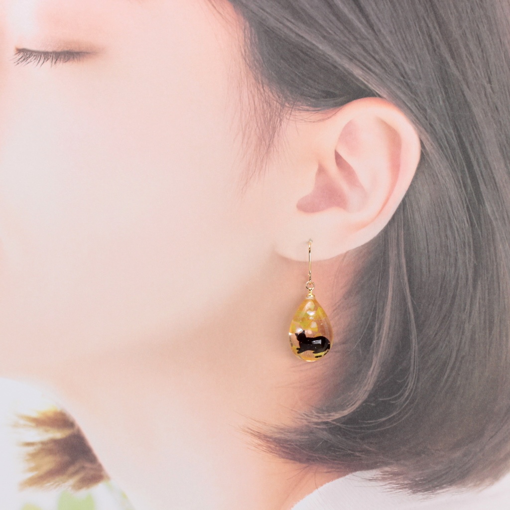 銀杏と猫(869) ピアス/イヤリング/ノンホールピアス/樹脂ピアス