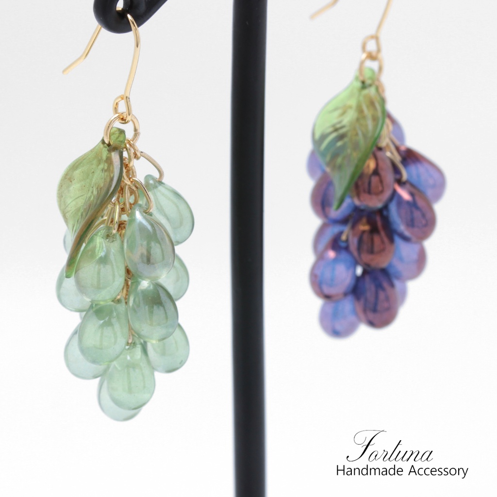 ぶどう~巨峰~(882) ピアス/イヤリング/ノンホールピアス/樹脂ピアス