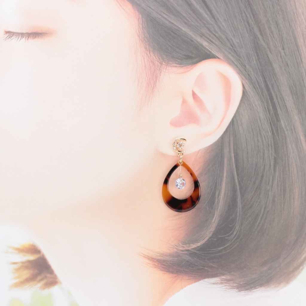 月とべっ甲(a920) ピアス/ノンホールピアス/樹脂ピアス