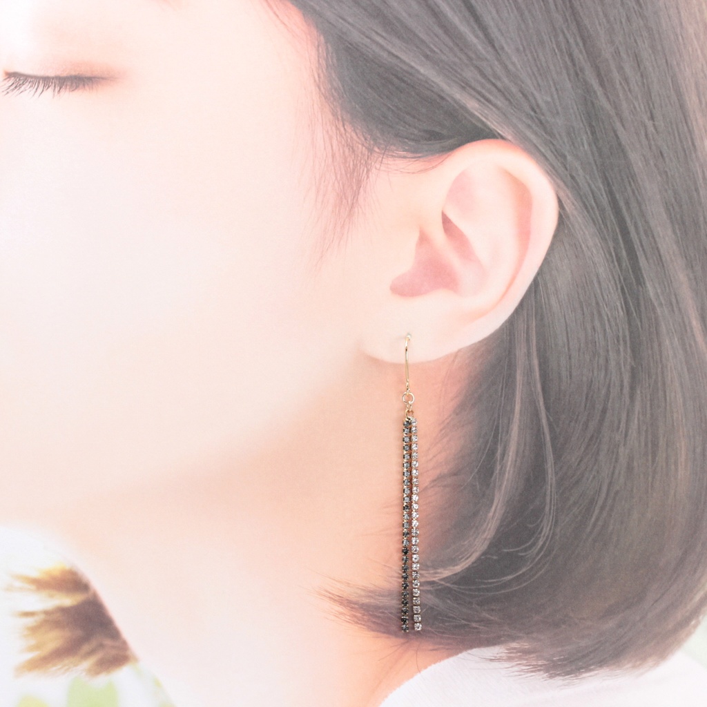 Rhinestone(942) ピアス/イヤリング/ノンホールピアス/樹脂ピアス