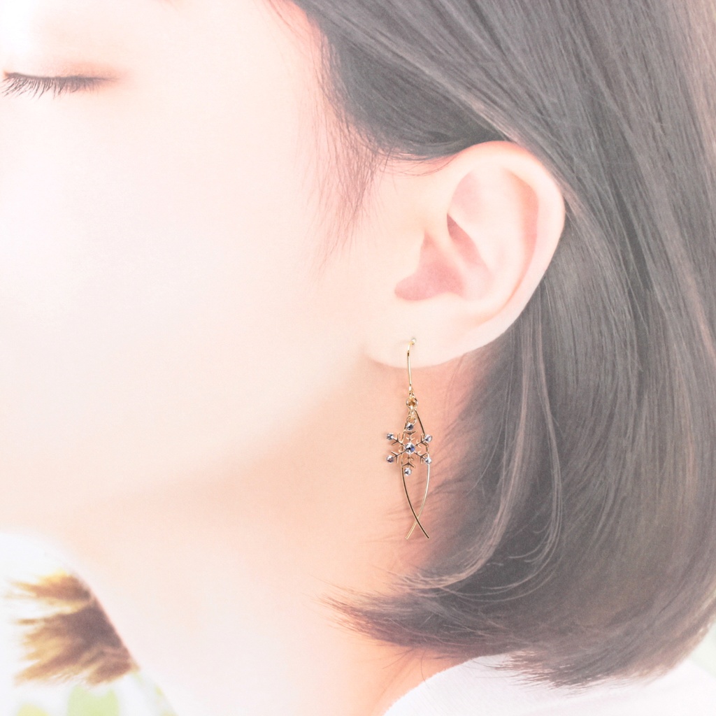 Snow&Arch(943) ピアス/イヤリング/ノンホールピアス/樹脂ピアス