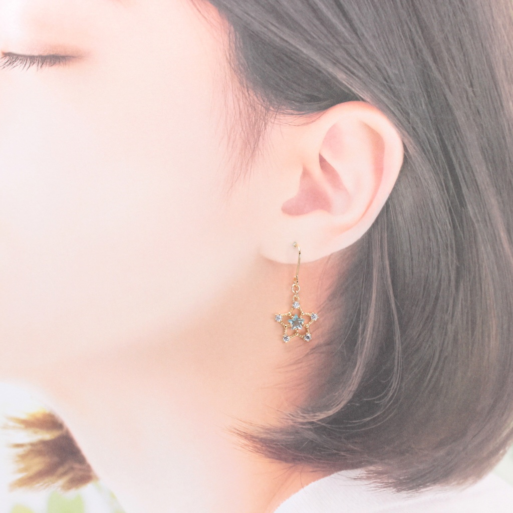 Light Blue Star(948) ピアス/イヤリング/ノンホールピアス/樹脂ピアス