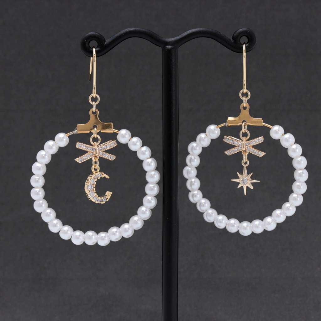 Pearl wreath(950) ピアス/イヤリング/ノンホールピアス/樹脂ピアス