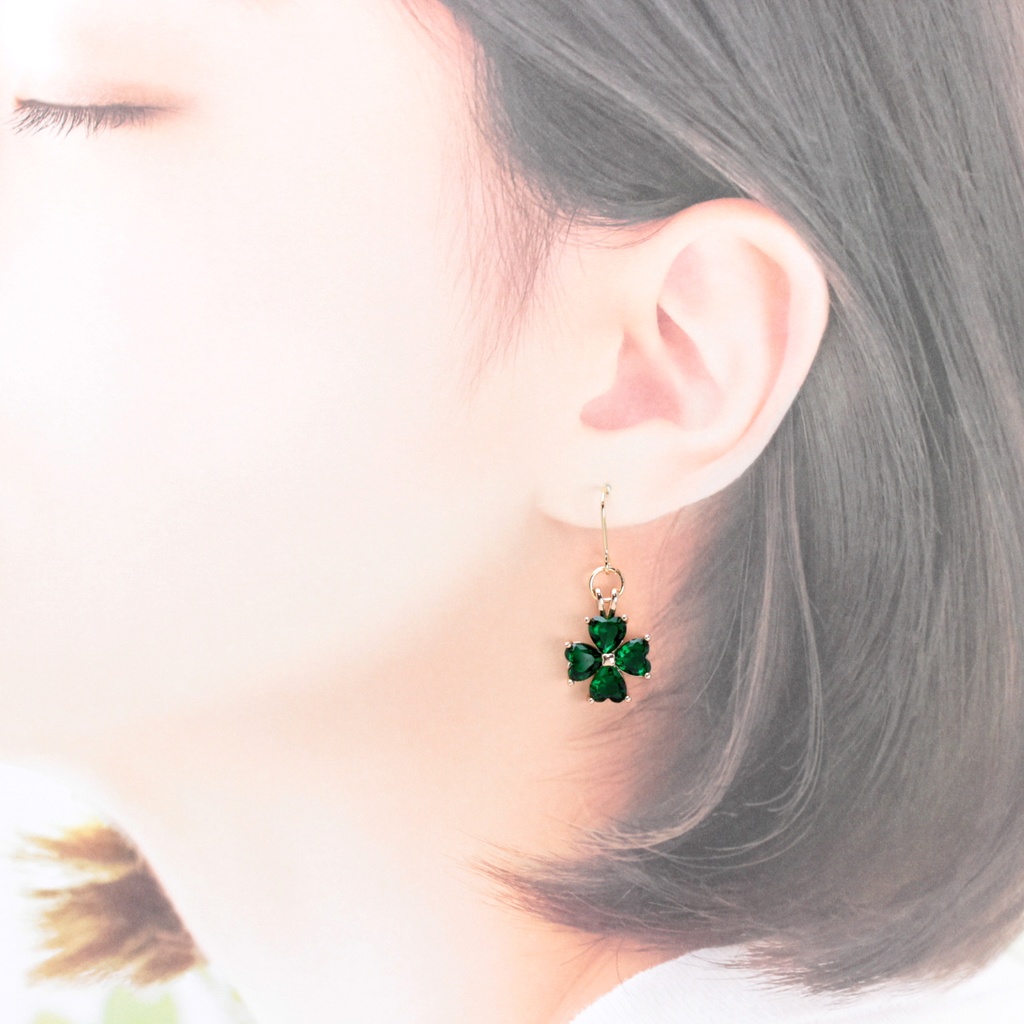 Clover(959) ピアス/イヤリング/ノンホールピアス/樹脂ピアス