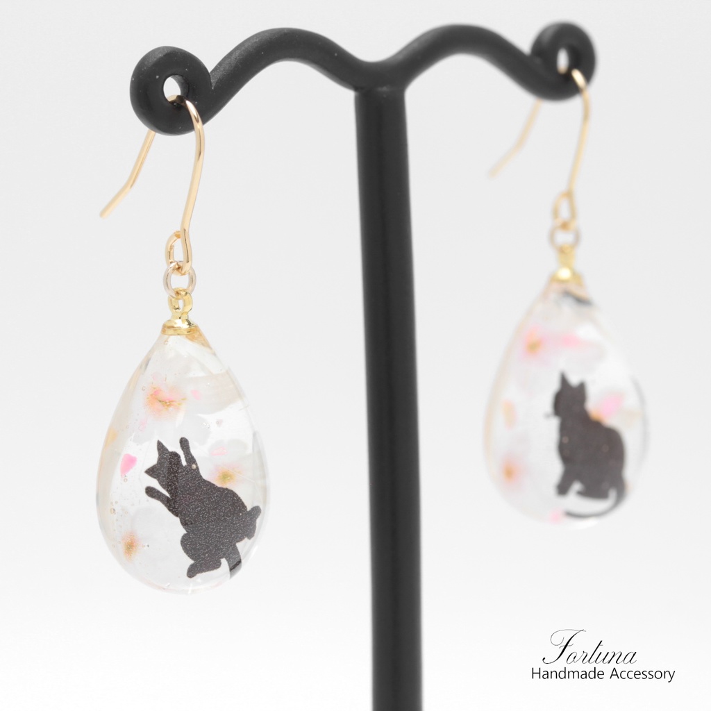 桜と猫(978) ピアス/イヤリング/ノンホールピアス/樹脂ピアス