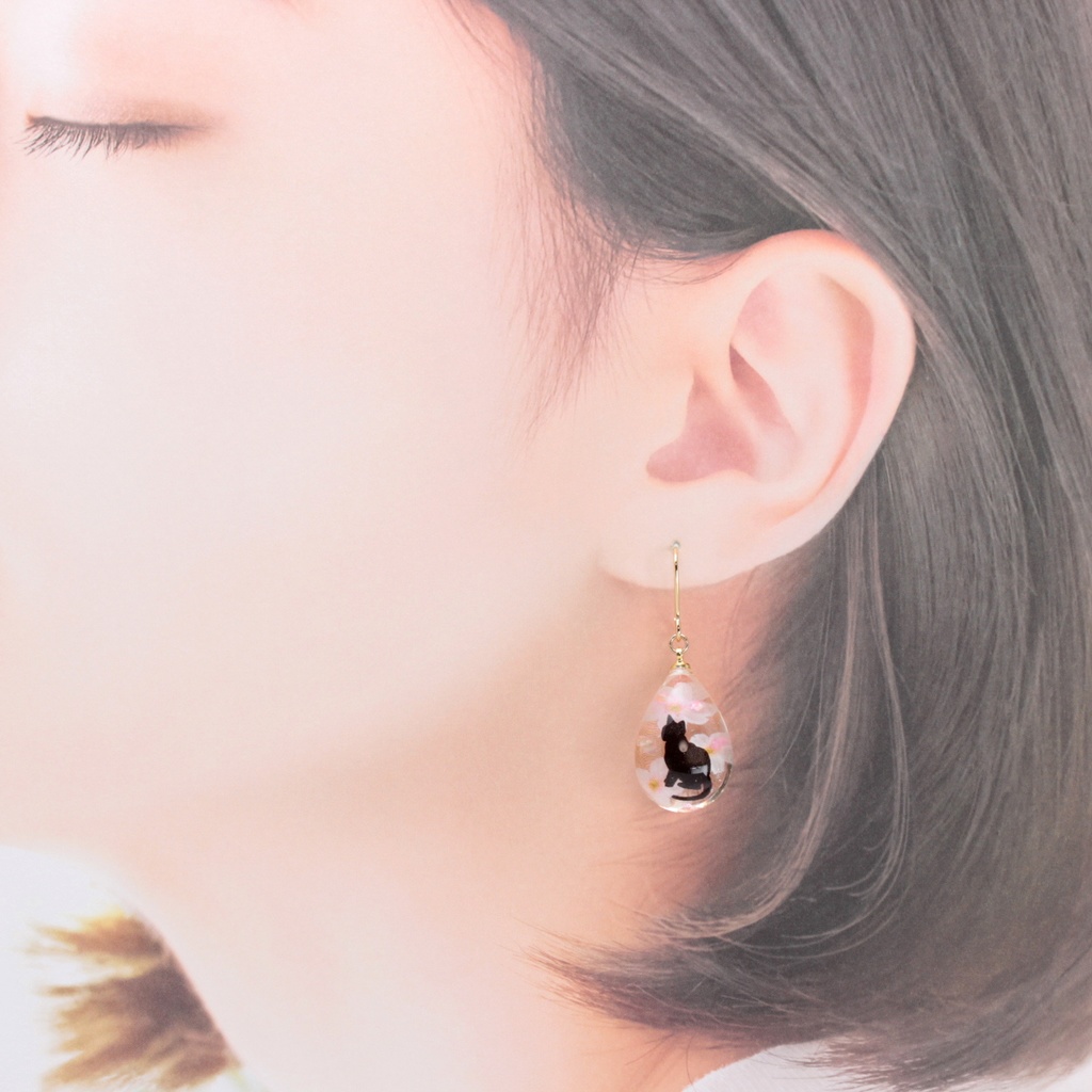 桜と猫(978) ピアス/イヤリング/ノンホールピアス/樹脂ピアス