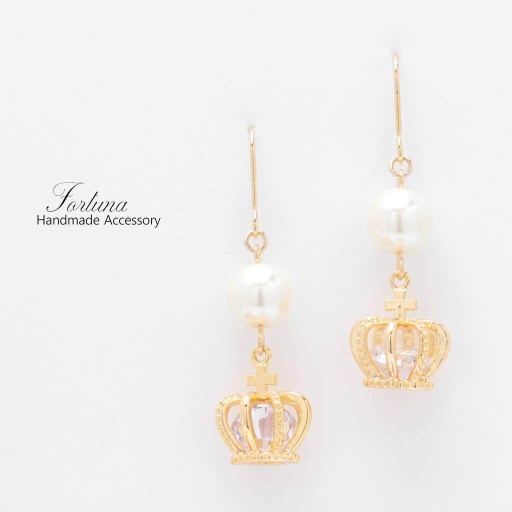 Pearl Crown(999) ピアス/イヤリング/ノンホールピアス/樹脂ピアス