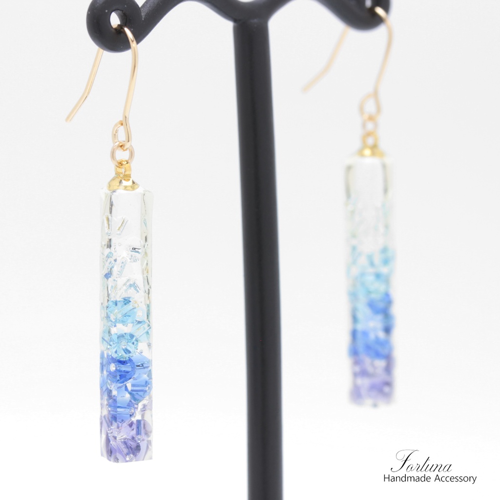 水中宝石~Blue~(1000) ピアス/イヤリング/ノンホールピアス/樹脂ピアス