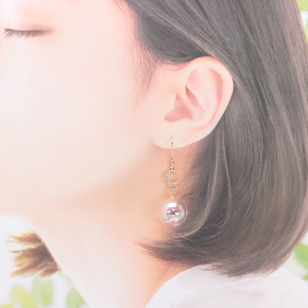 しゃぼんだま。つき(1005) ピアス/イヤリング/ノンホールピアス/樹脂ピアス