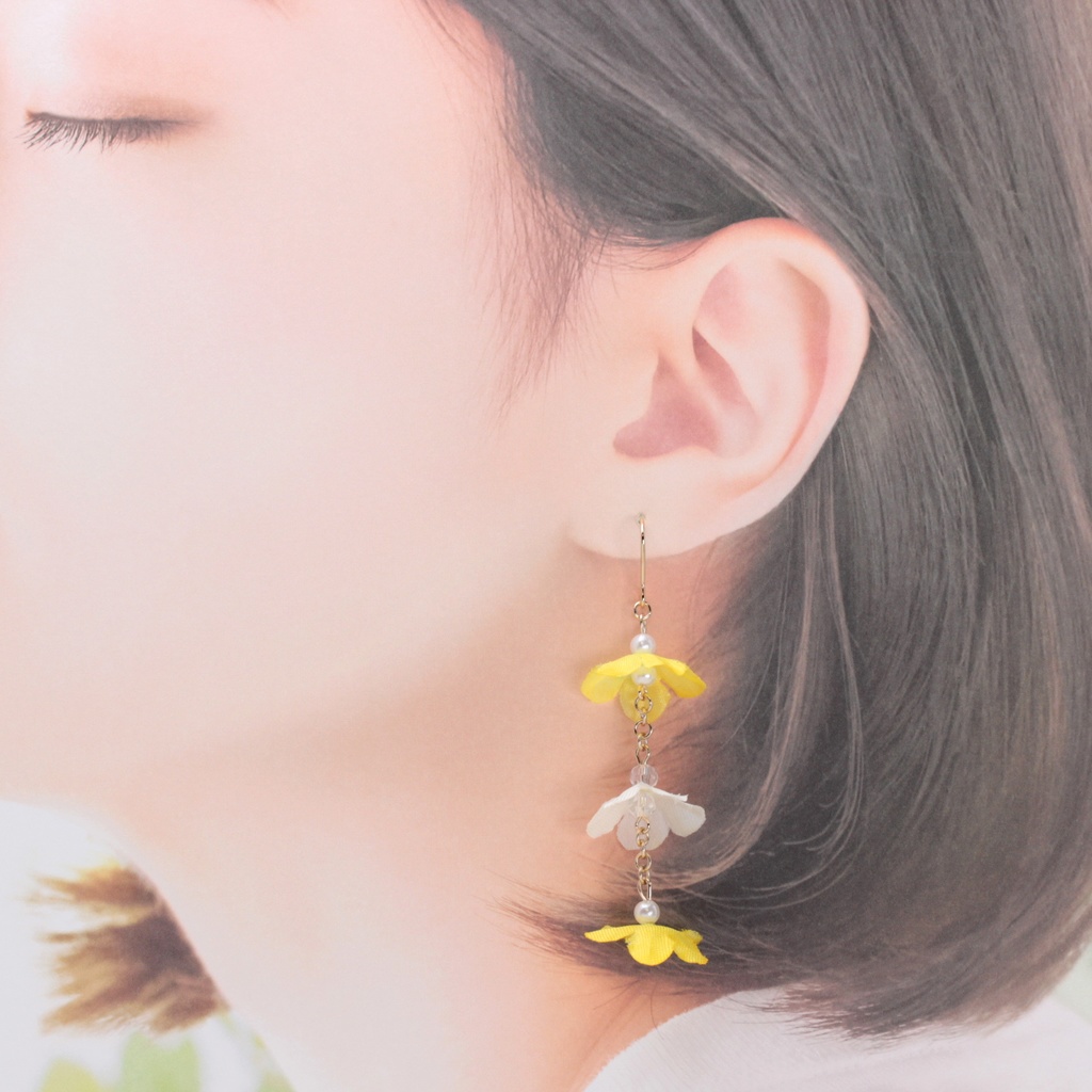 Yellow Flower(1022) ピアス/イヤリング/ノンホールピアス/樹脂ピアス