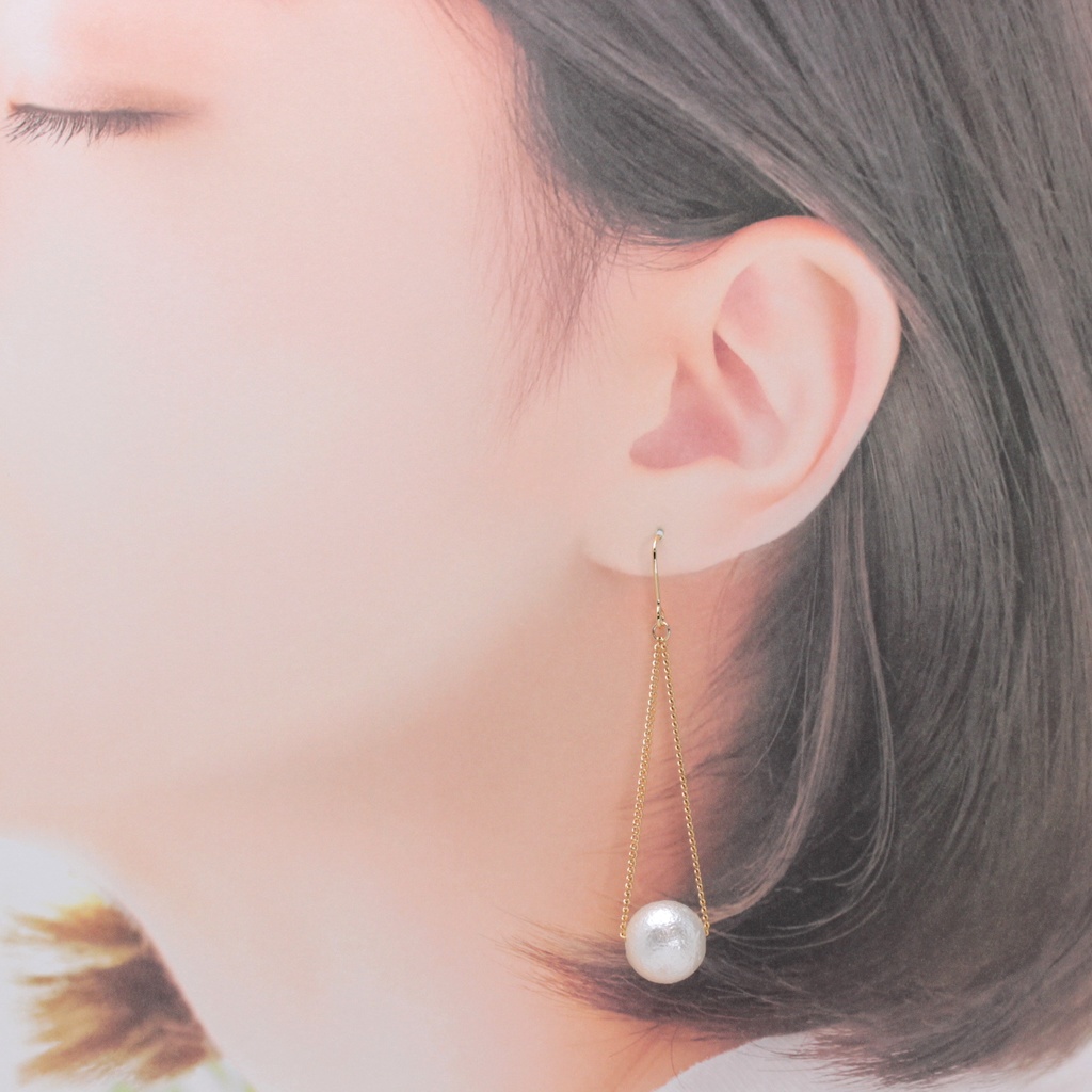 揺れるシンプルパール(1034) ピアス/イヤリング/ノンホールピアス/樹脂ピアス