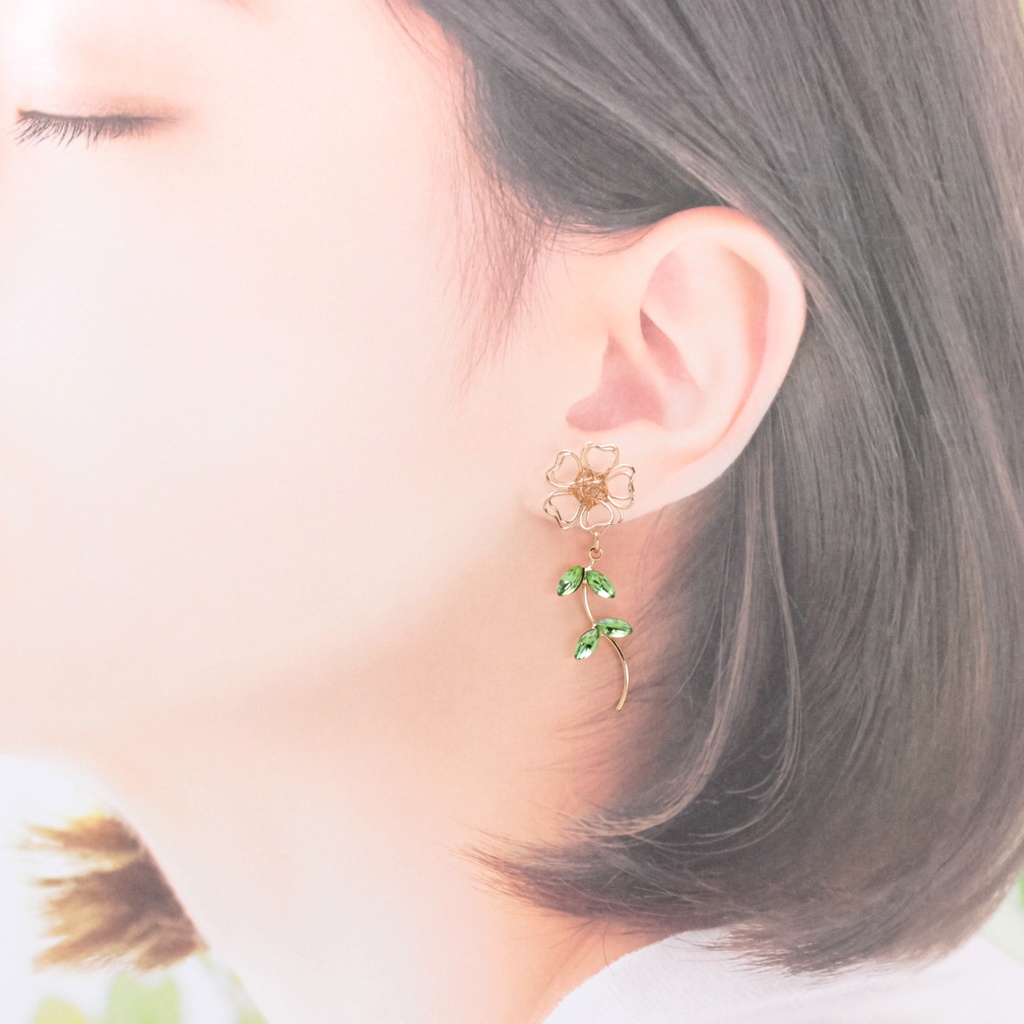 花(1067) ピアス/ノンホールピアス/樹脂ピアス