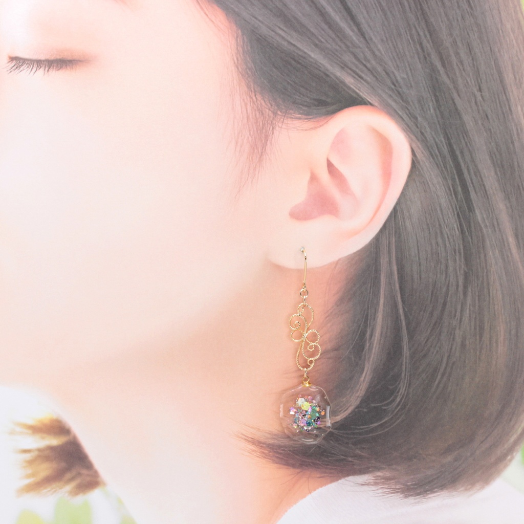 キラキラホログラム(1078) ピアス/イヤリング/ノンホールピアス/樹脂ピアス