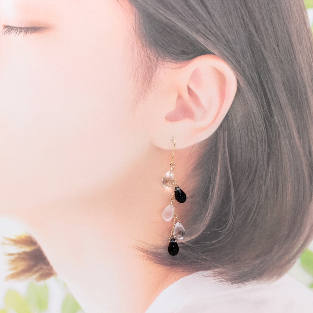 モノトーンドロップ(1186) ピアス/イヤリング/ノンホールピアス/樹脂ピアス