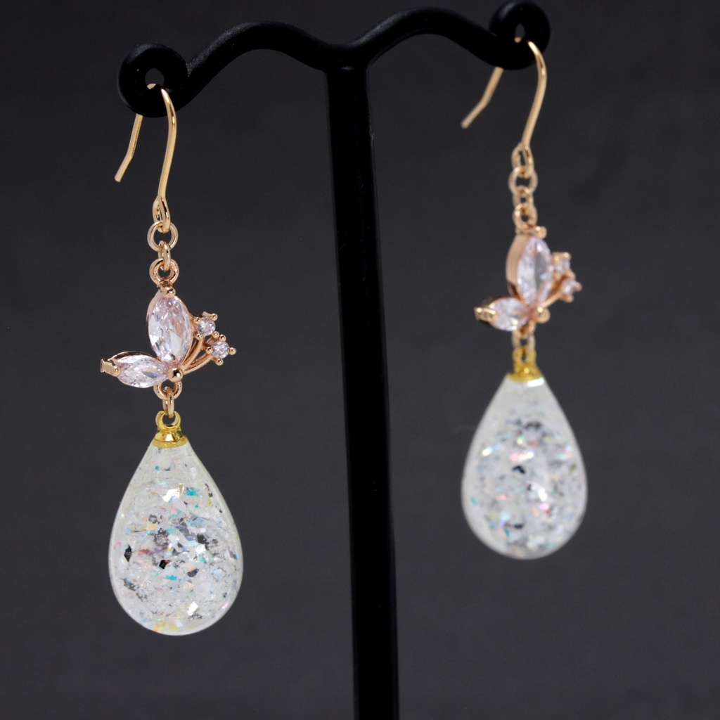 蝶虹雫(1233) ピアス/イヤリング/ノンホールピアス/樹脂ピアス