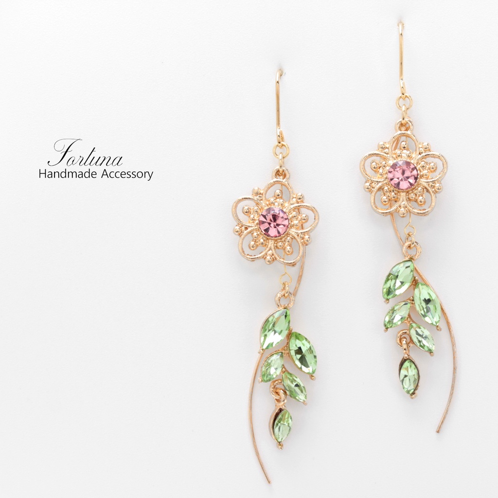 Princess Pink & Green Leaf(1272) ピアス/イヤリング/ノンホールピアス/樹脂ピアス