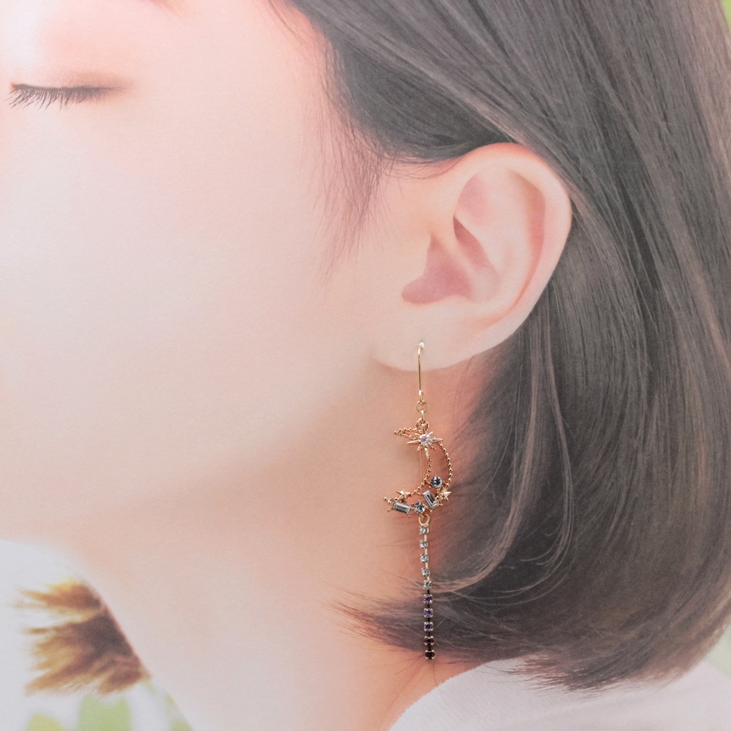 月と輝くクリスタル(1273) ピアス/イヤリング/ノンホールピアス/樹脂ピアス