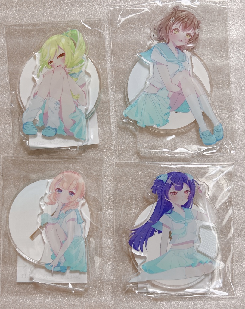 蕾 夏制服アクスタ