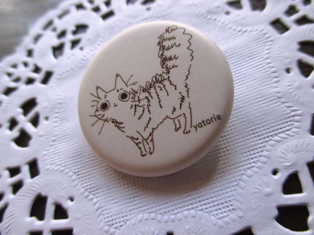 びっくりキジトラ 缶バッジ