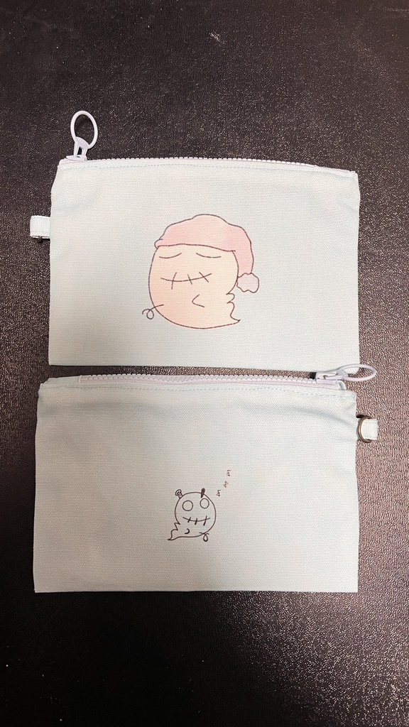 安眠やみくろフラットポーチ(ハンドメイド)