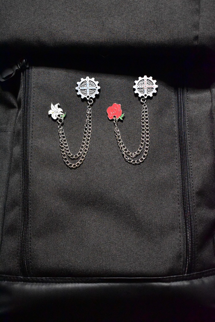 【非公式】ChroNoiR概念ピンバッジ