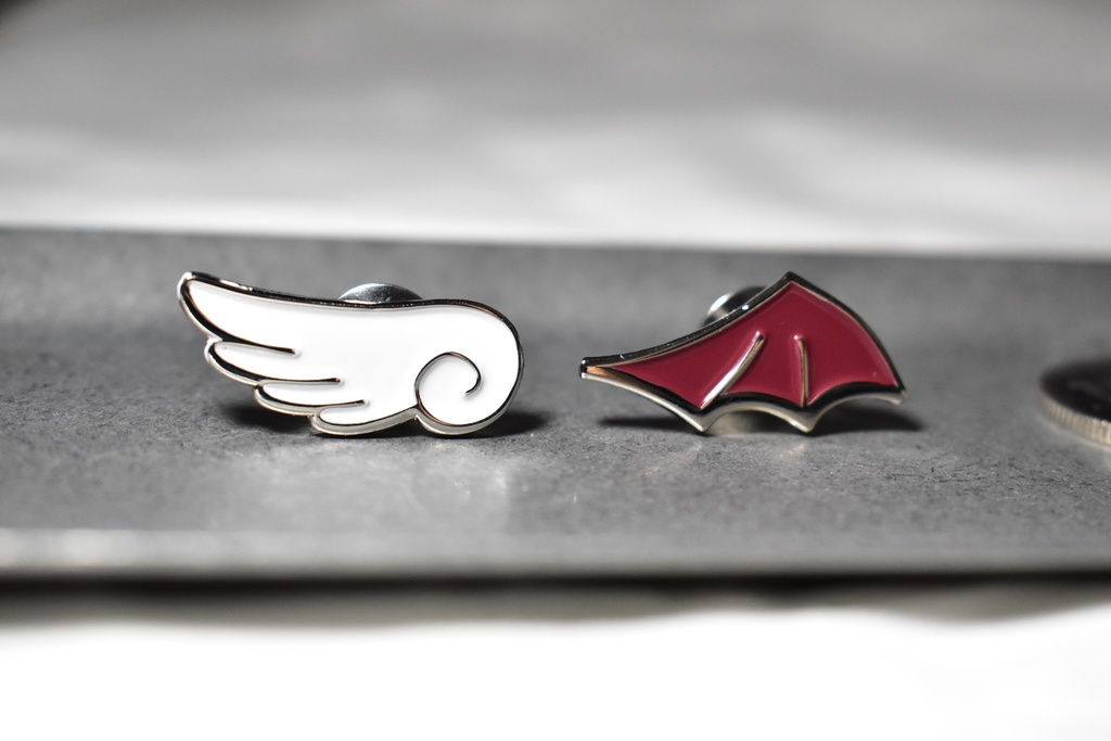 ChroNoiR羽ピンズ