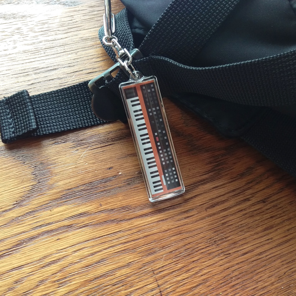 【キーホルダー】シンセキーホルダー/ 02:ANALOG SYNTHESIZER