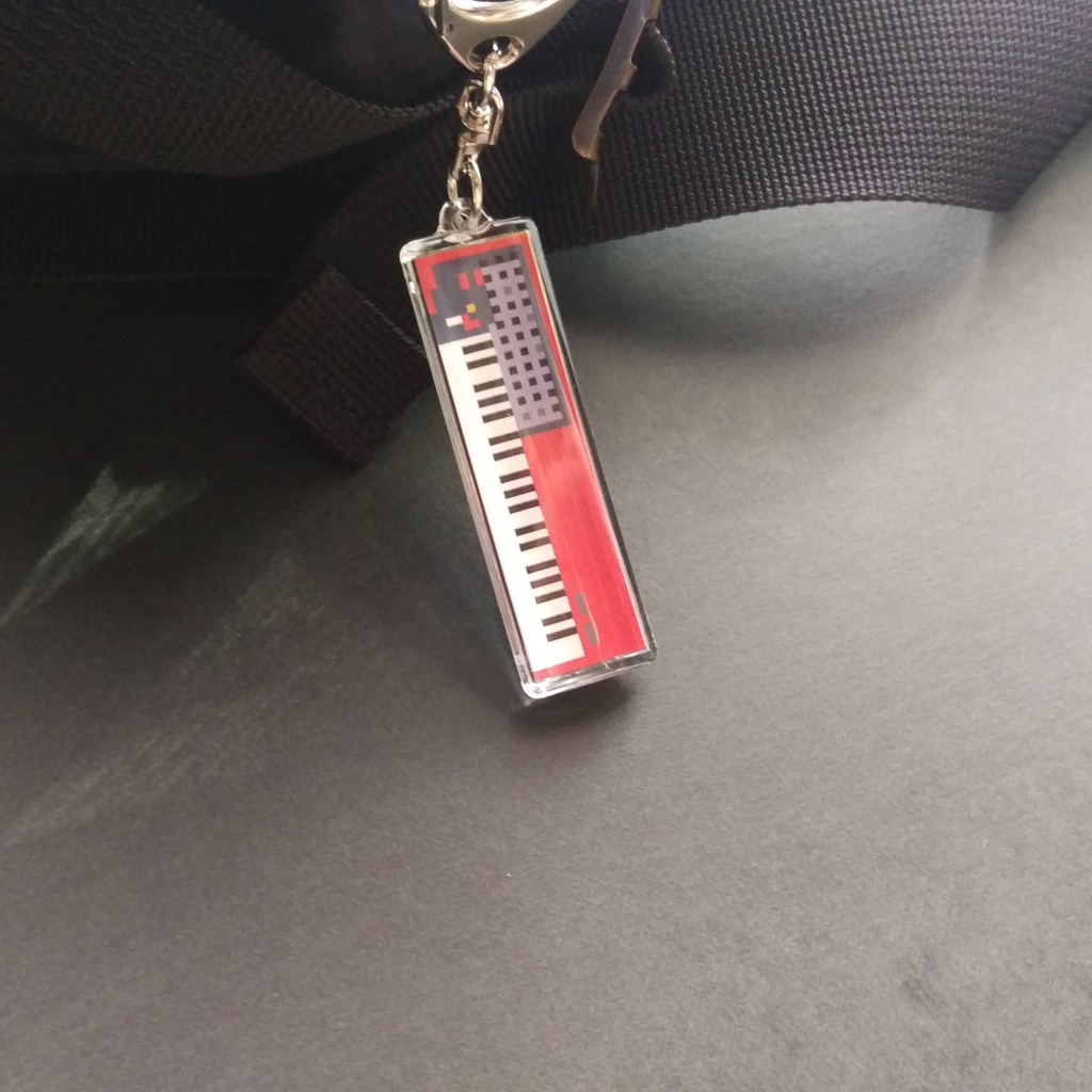 【キーホルダー】シンセキーホルダー/ 04:VA SYNTHESIZER