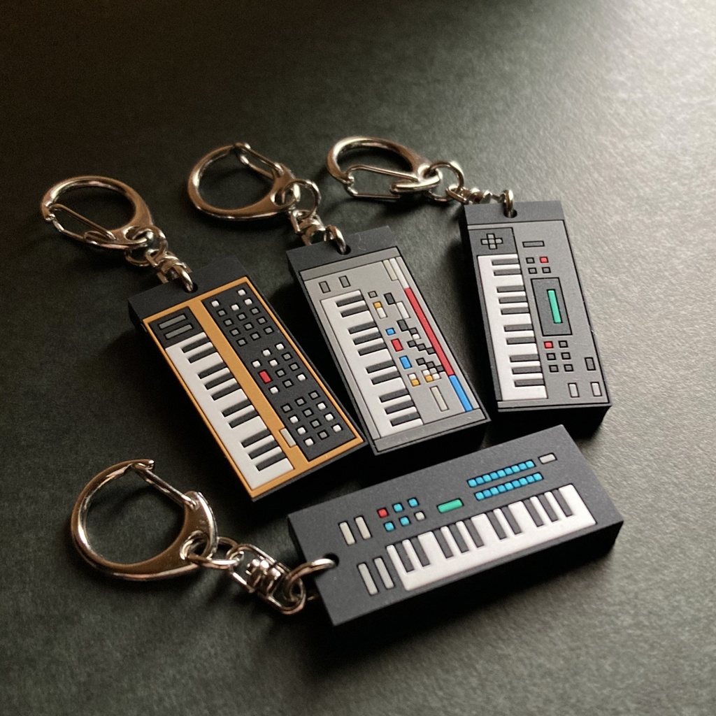 【キーホルダー】シンセ ラバーキーホルダー 4種!アソート4個セット