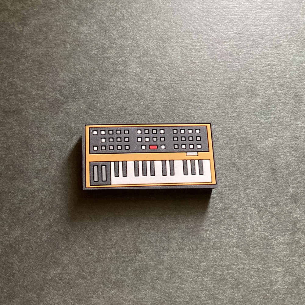 【マグネット】シンセ ラバーマグネット 4種!アソート4個セット