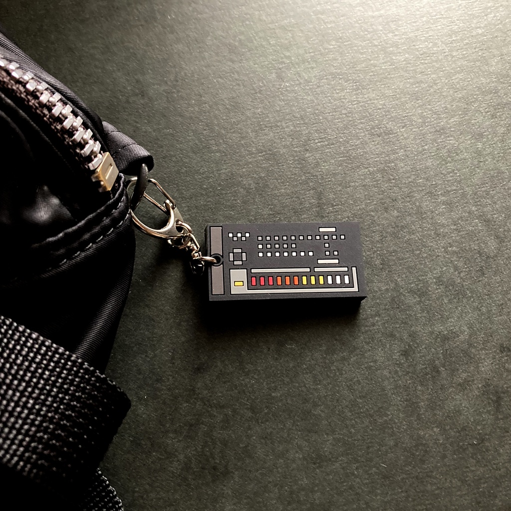 【キーホルダー】リズムマシン ラバーキーホルダー 4種!アソート4個セット