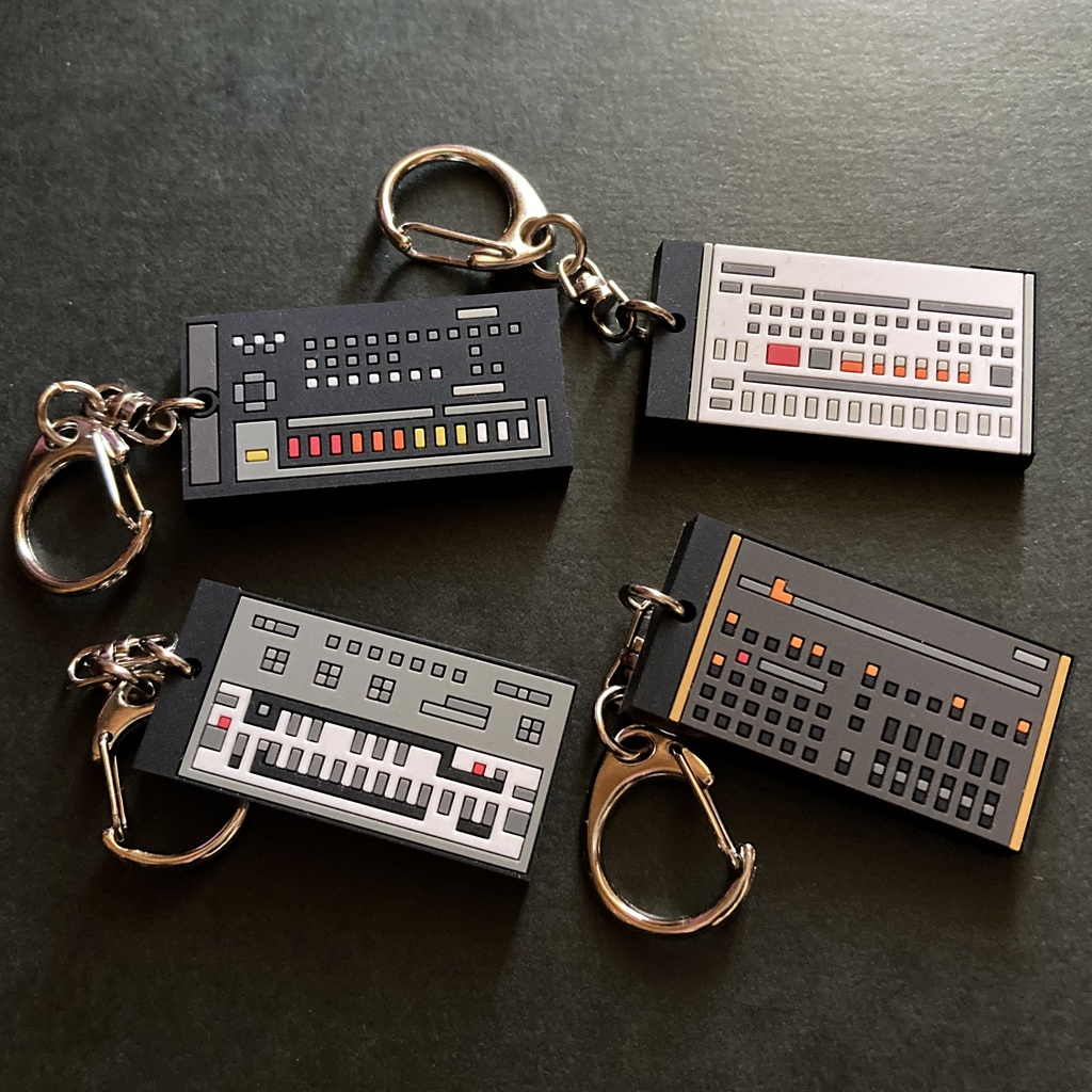 【キーホルダー】リズムマシン ラバーキーホルダー 4種!アソート4個セット