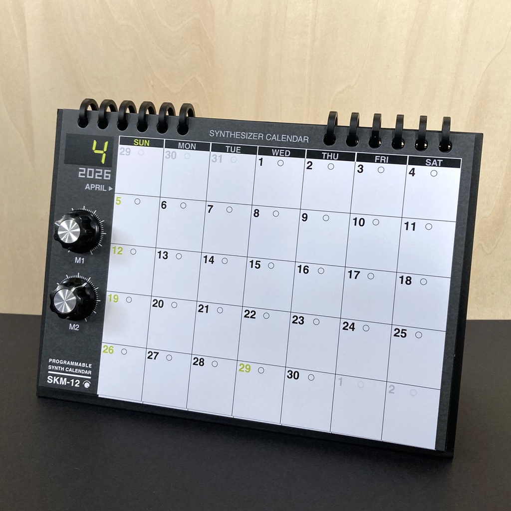 【2026年カレンダー】シンセカレンダー SKM-12 月ごとのシンセ 卓上・マグネット