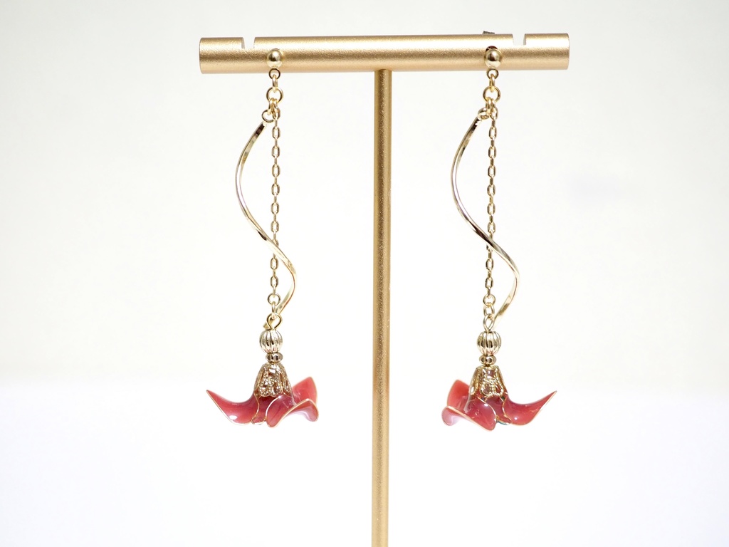 チグリジアの耳飾り