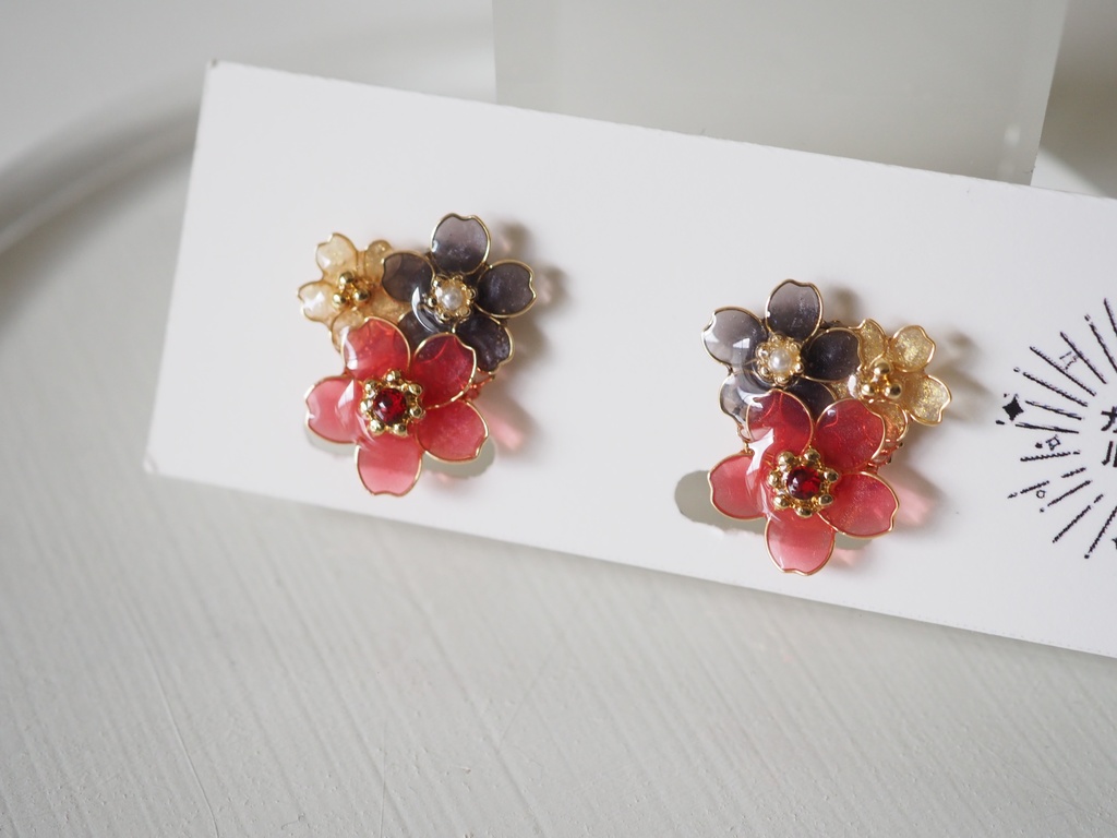 染め桜 ─満開─ 耳飾り