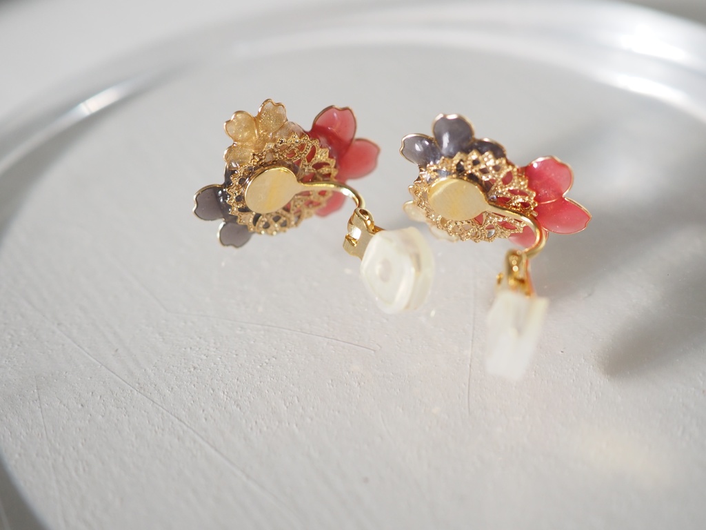 染め桜 ─満開─ 耳飾り