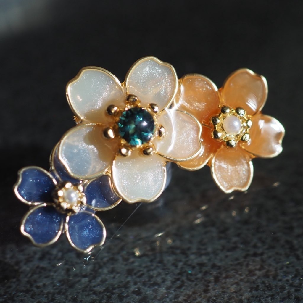 染め桜 ─満開─ イヤーカフ