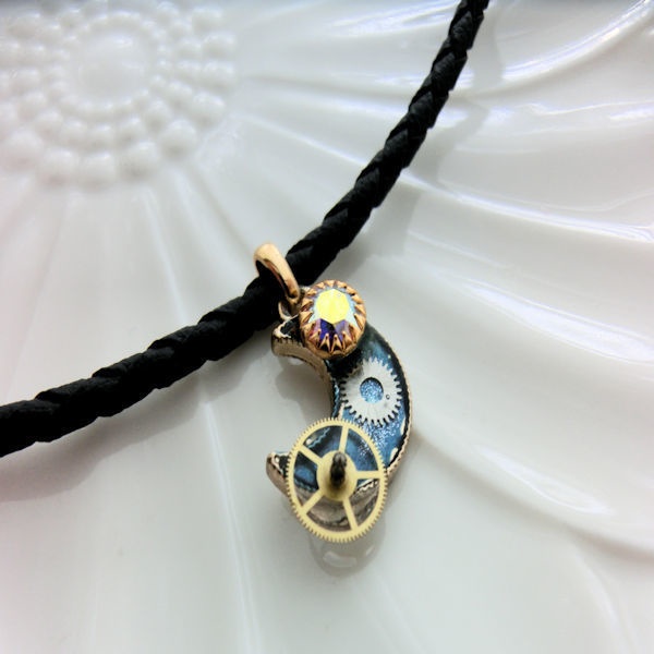 月と歯車のヴィンテージスワロフスキーのチョーカー ー点もの