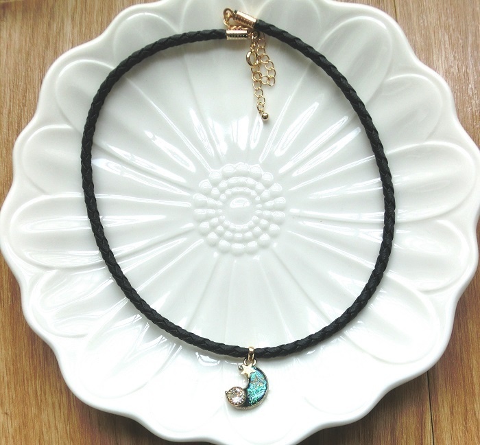 月と夜空の輝き チョーカー ヴィンテージスワロフスキー