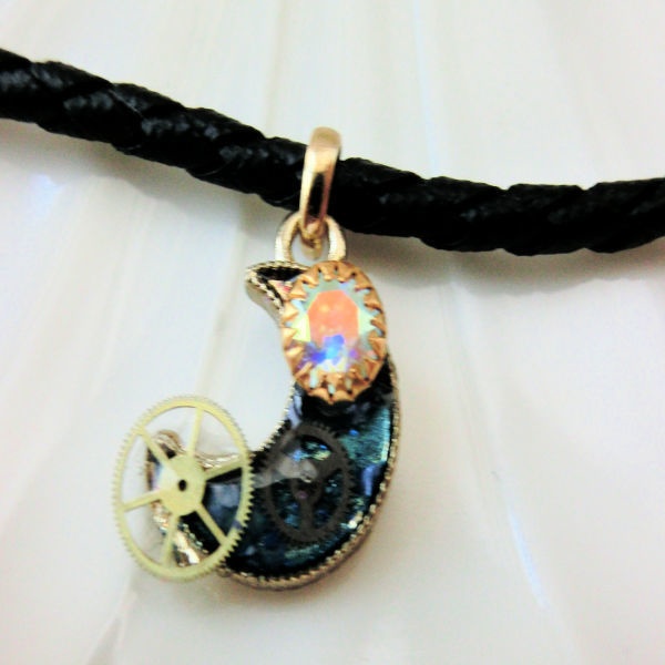 月と歯車とヴィンテージスワロフスキー チョーカー No,102