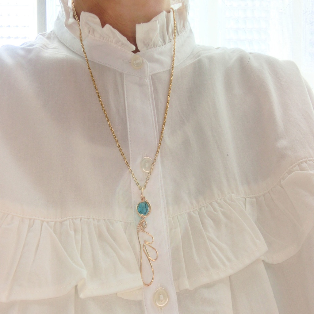 天使の羽根のネックレス スワロフスキー